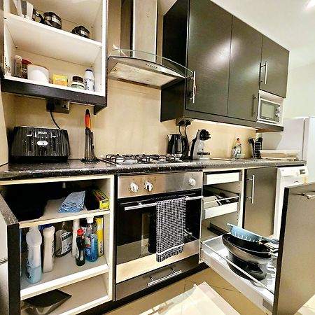 Modern Hyde Park Home With Private Entrance & Private Back Patio Near Bayswater & Paddington Stations Londres Exterior foto